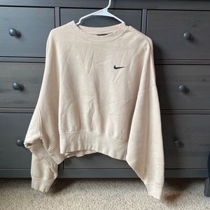 Nike crewneck!
